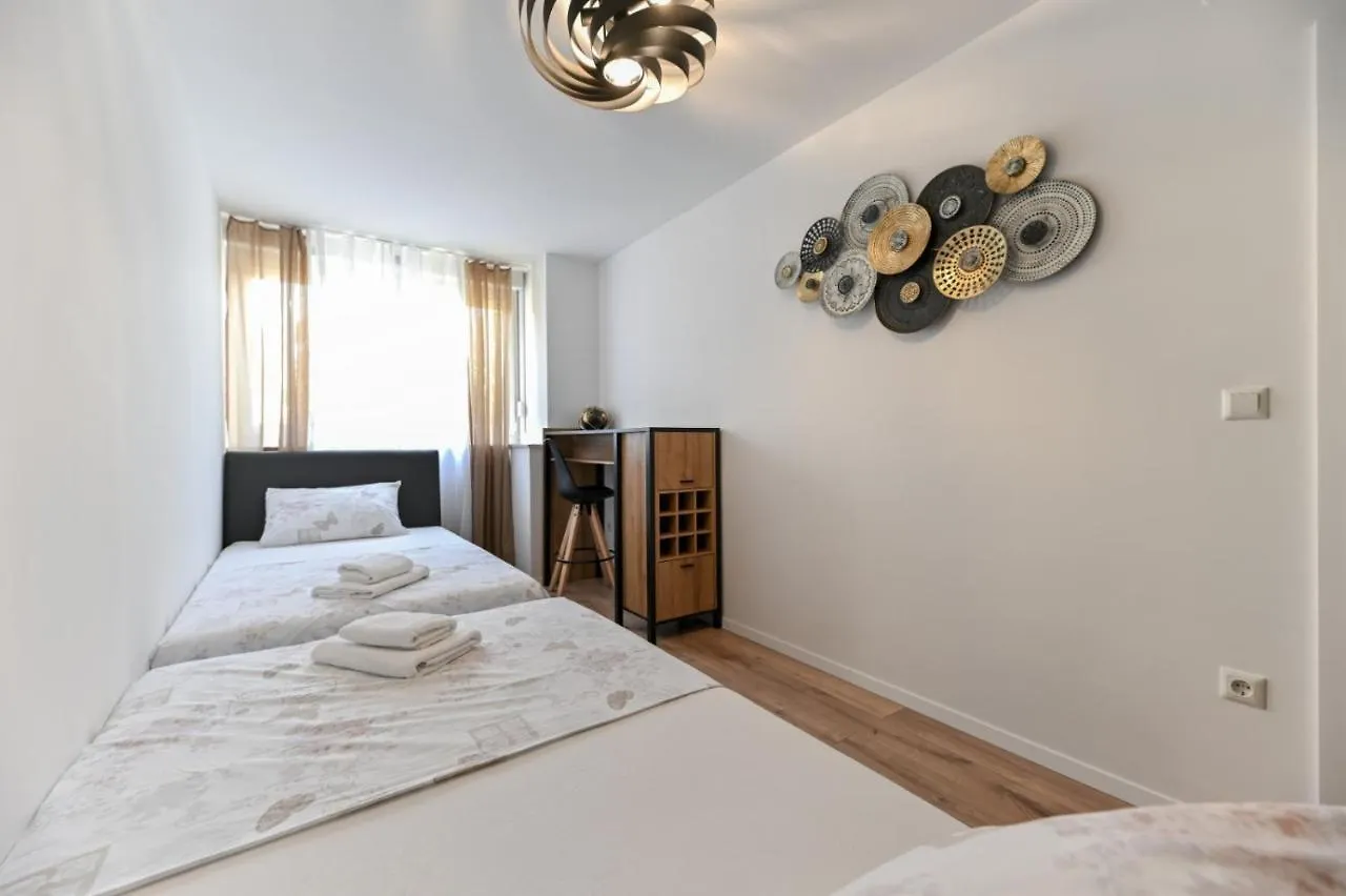 Newly Renovated Apartment Luce Zadar