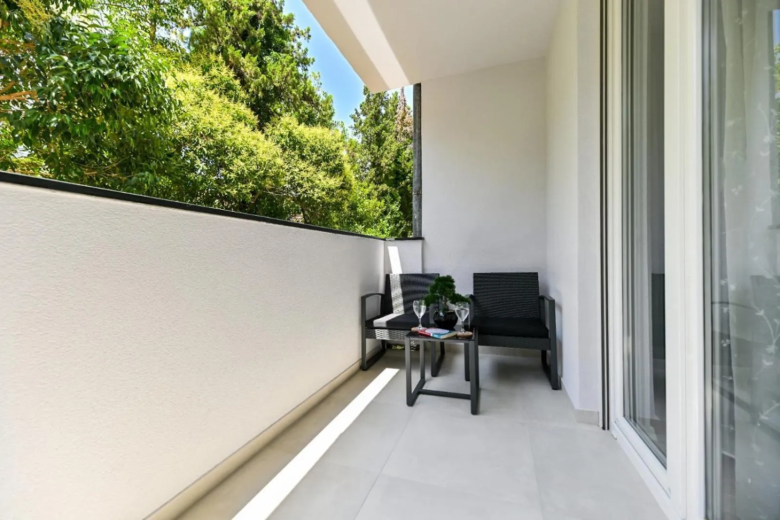 Newly Renovated Apartment Luce Zadar 0*,